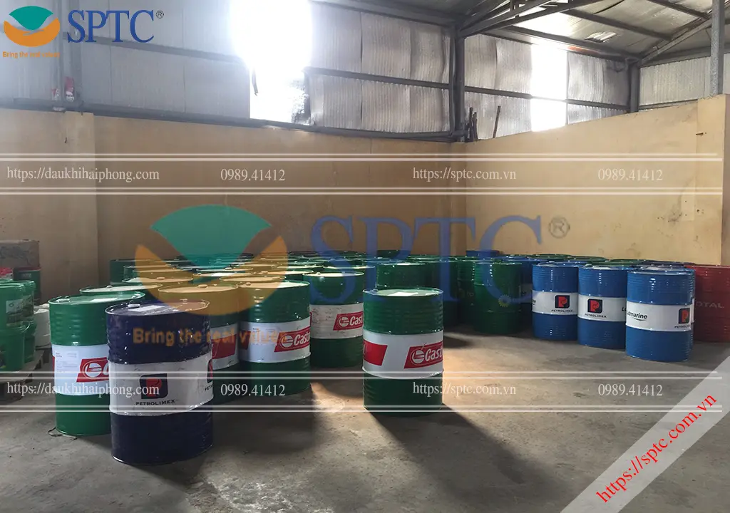 Hình ảnh 2: Kho chứa dầu nhớt của SPTC Corp